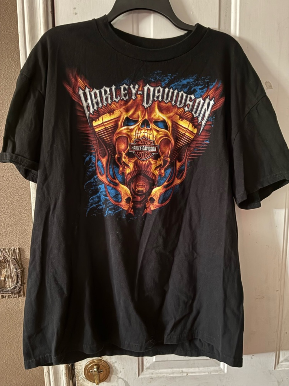Harley-Davidson Black T-Shirt with Fiery Skull Graphic